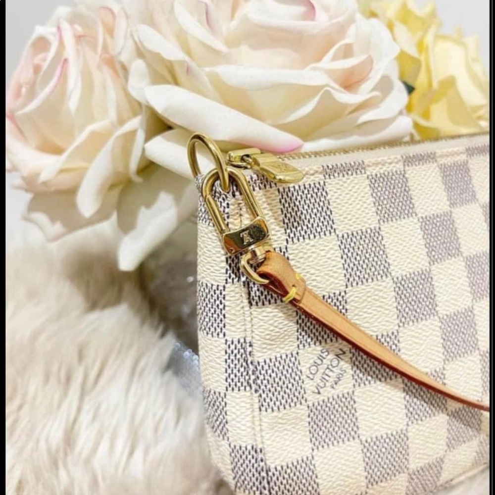Louis Vuitton pochette accessories mini bag, damier azur - Picture 5 of 7